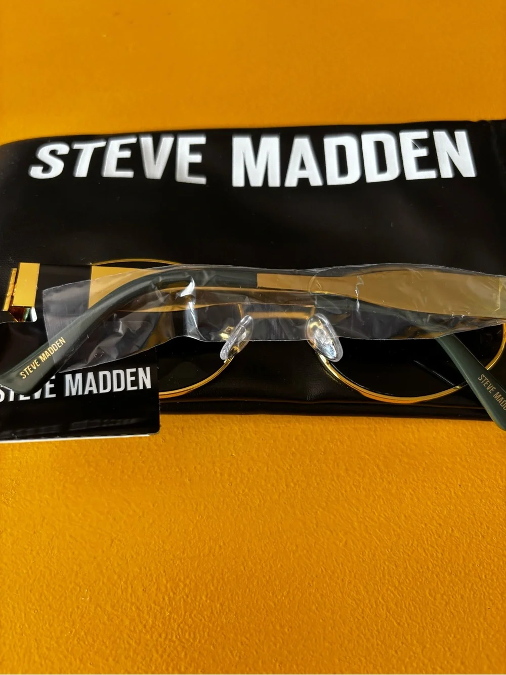 Steve Madden Mystic Sunglasses NWT